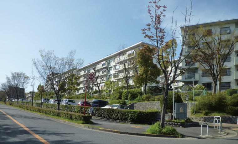 ジオ千里中央 建替え前